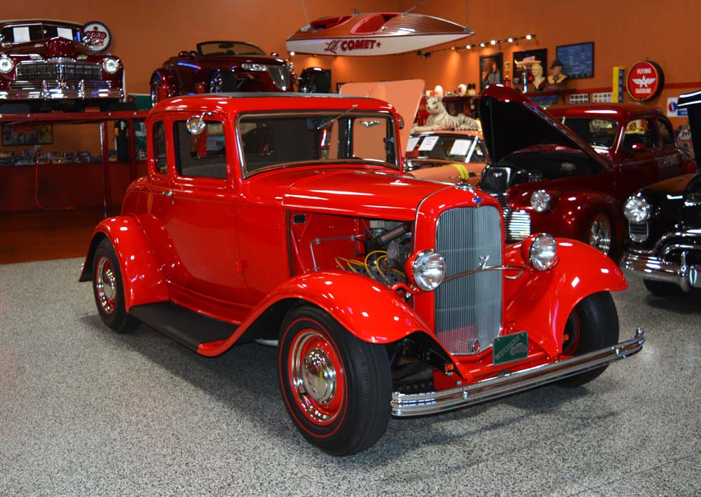 32 Ford 5-Window 122 JPG