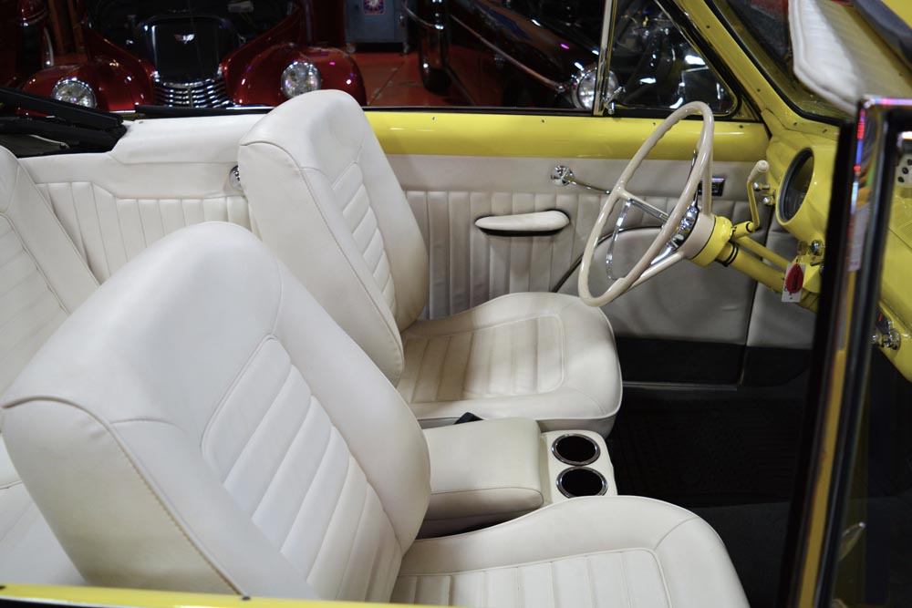 51 Ford Conv 101 JPG