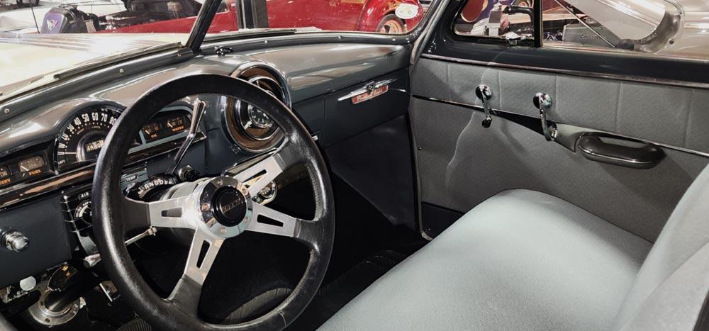 51-Pontiac 66